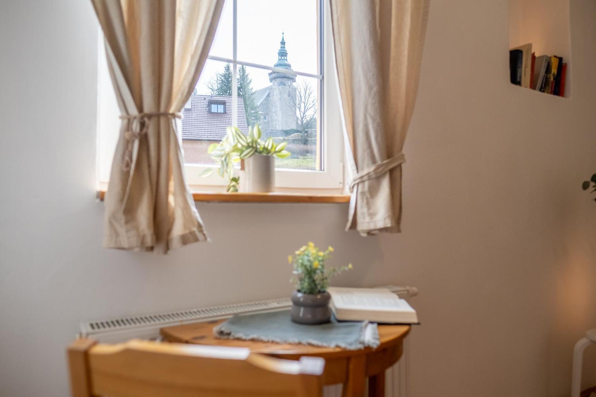 U Stare Cesty Hotel Horni Slavkov Luaran gambar