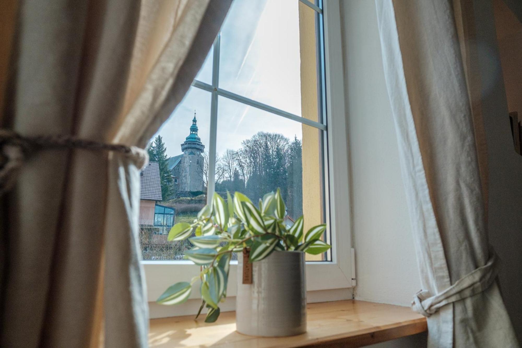 U Stare Cesty Hotel Horni Slavkov Luaran gambar