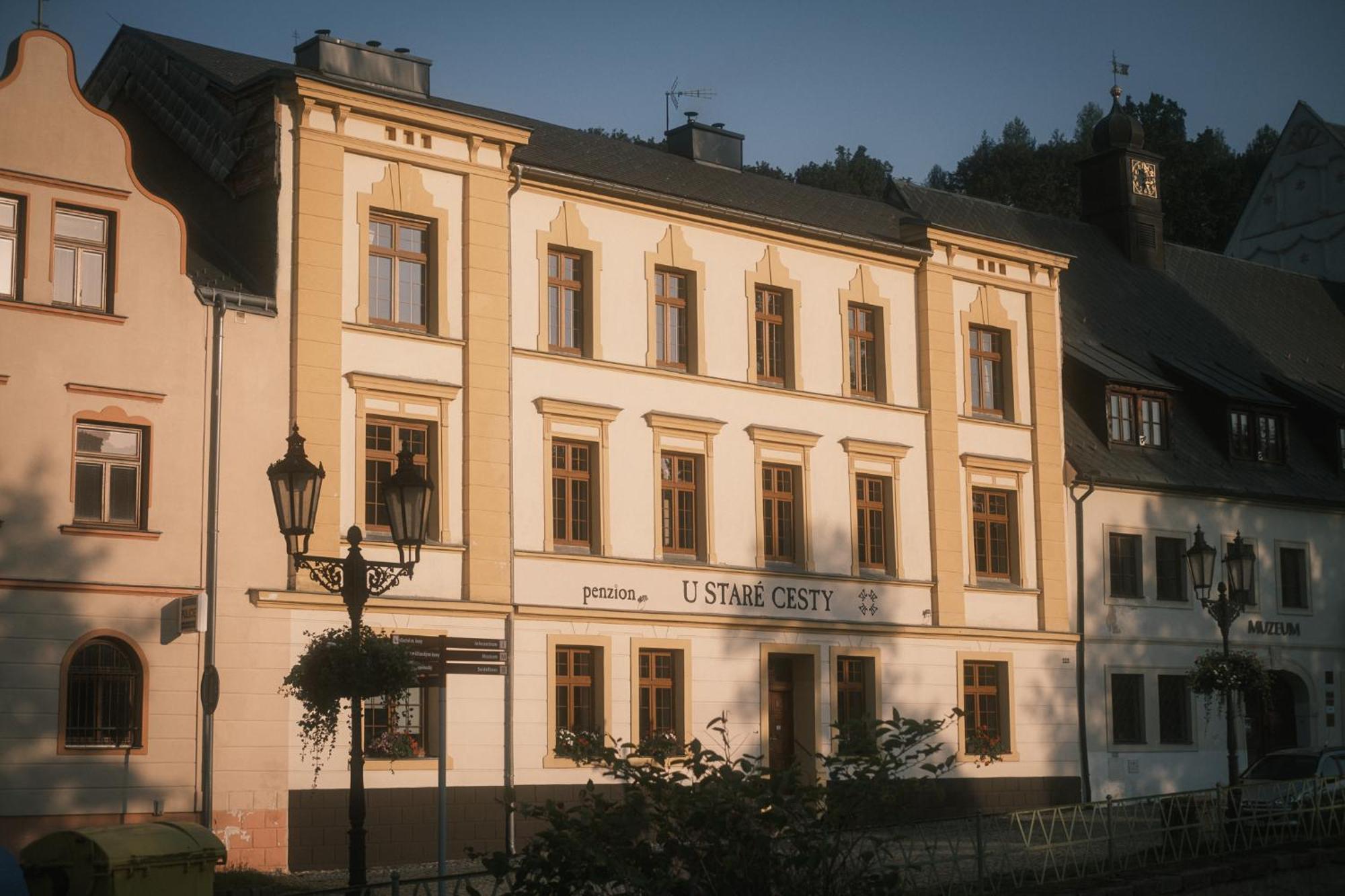 U Stare Cesty Hotel Horni Slavkov Luaran gambar